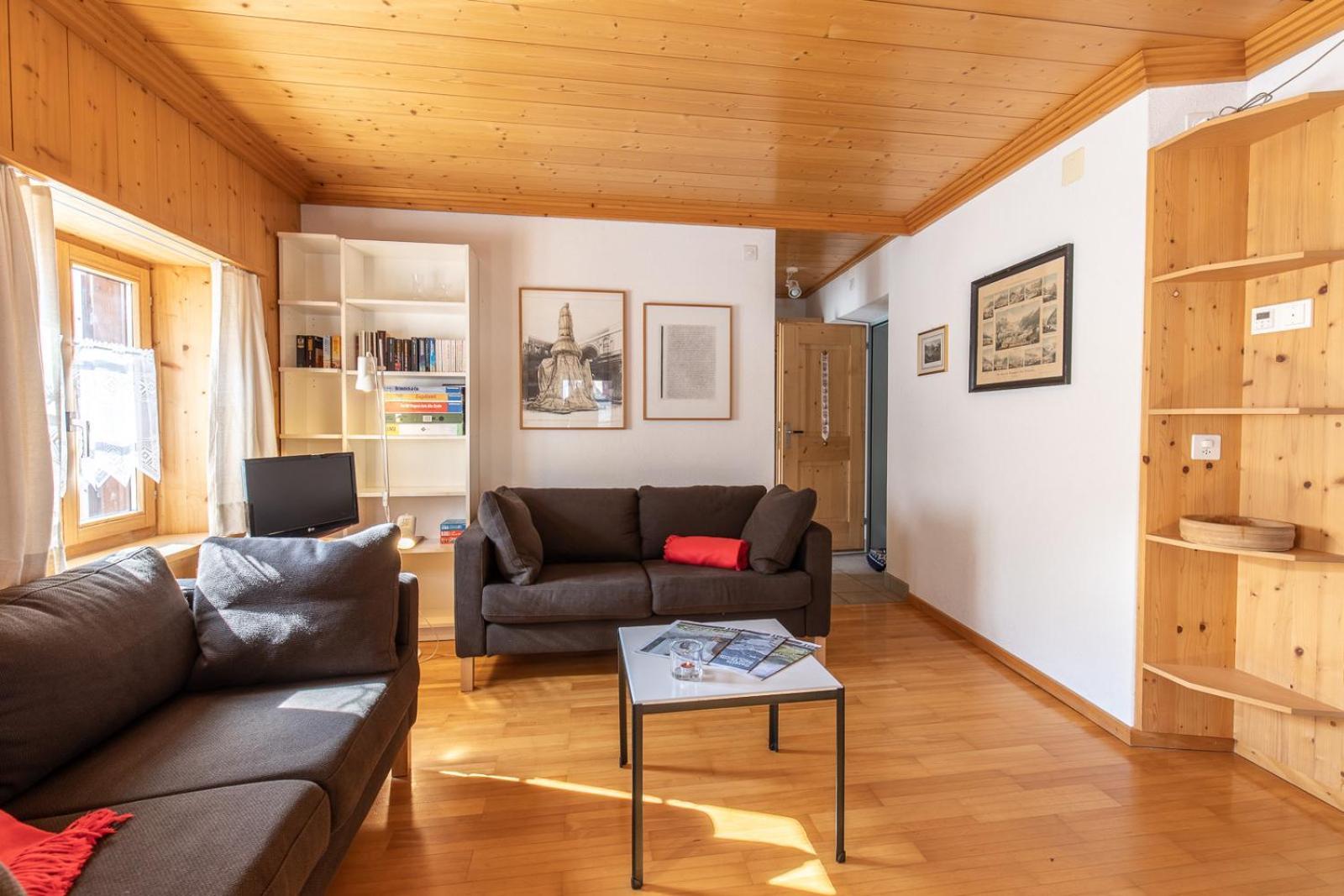 Chasa Tredeschin Apartment Scuol Bagian luar foto